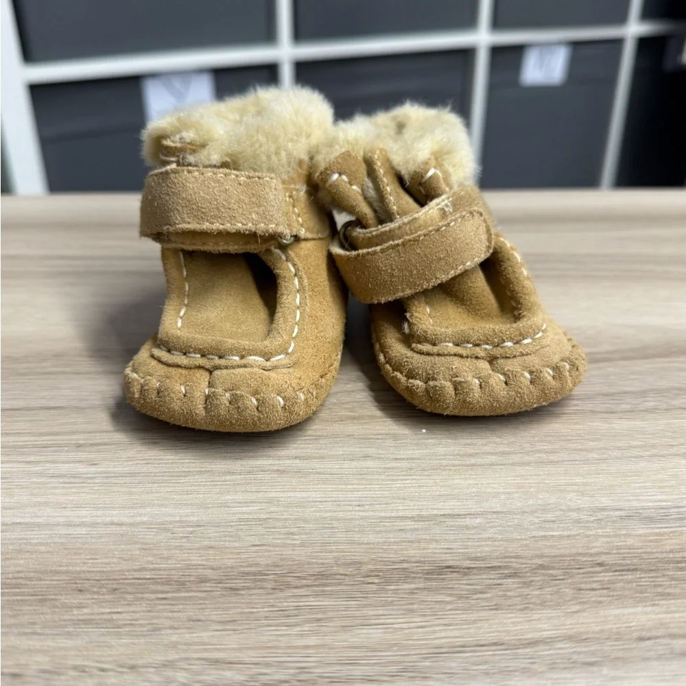 Toddler Fur Lined Suede Leather Moccasins With rubber Sole